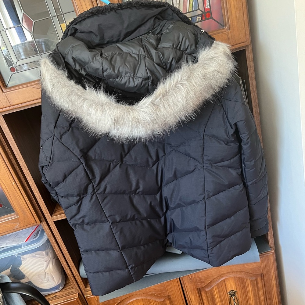 Columbia women winter down jacket